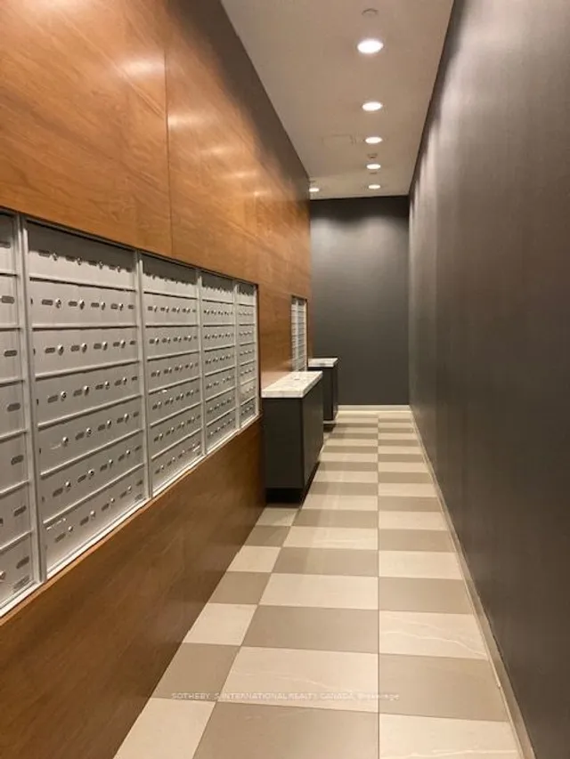 Additional image 12 of 461 Adelaide St Unit 338