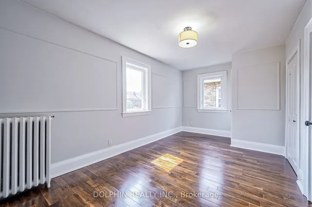 Additional image 12 of 66 Lawrence Ave