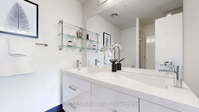 Additional image 19 of 30 Nelson St Unit 3701