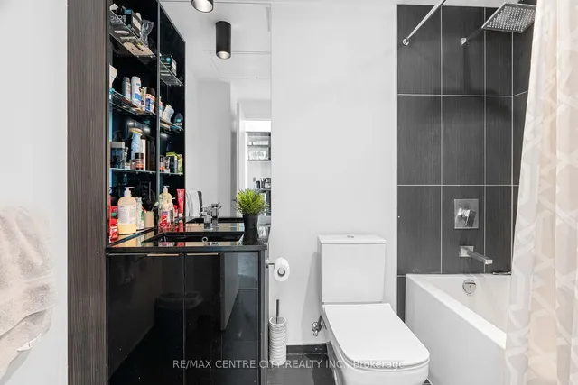 Additional image 22 of 70 Temperance St Unit LPH5410