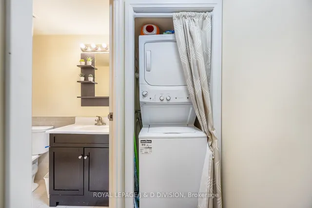 Additional image 17 of 25 Grenville St Unit 1001