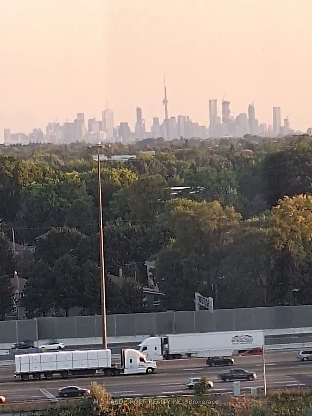 Additional image 16 of 29 Singer Crt Unit #1805