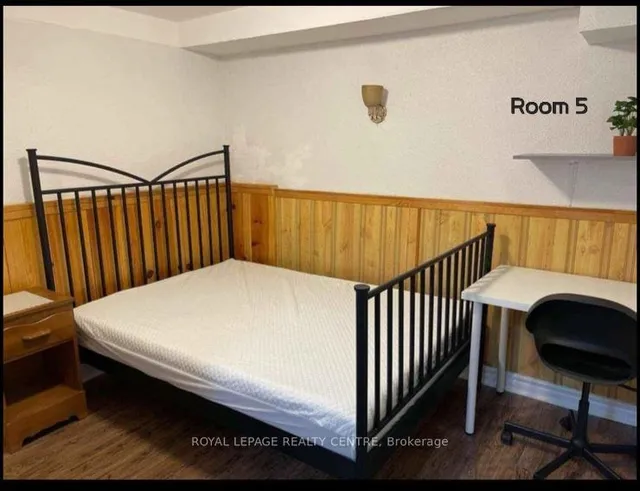 Additional image 9 of 14 Shady Glen Rd