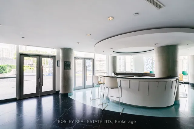 Additional image 28 of 38 Dan Leckie Way Unit 316