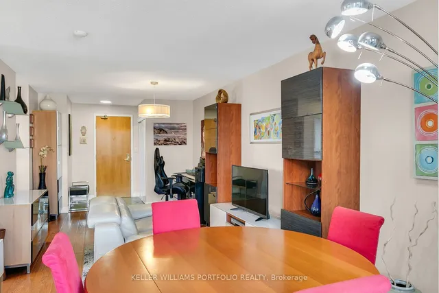 Additional image 5 of 43 Eglinton Ave Unit 1009