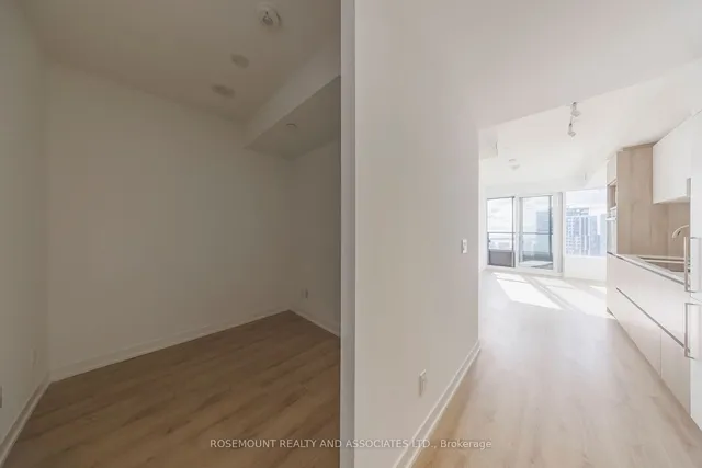 Additional image 12 of 319 Jarvis St Unit 5016