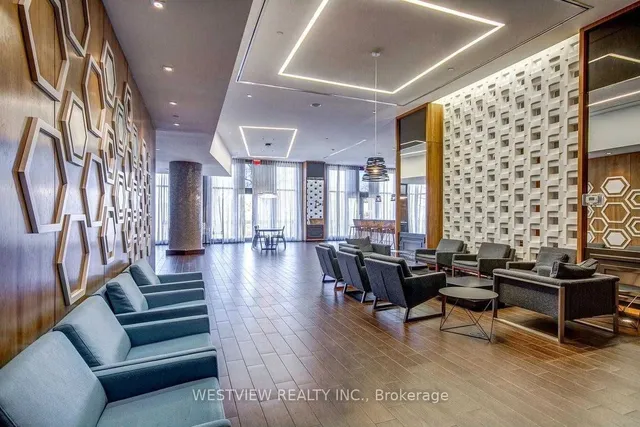 Additional image 23 of 36 Park Lawn Rd Unit 4102