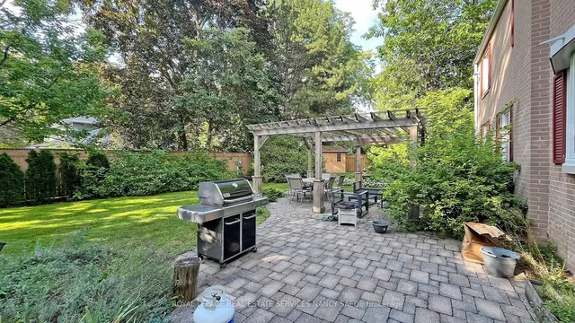 Additional image 25 of 31 Saintfield Ave