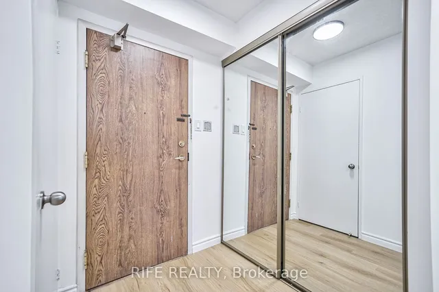 Additional image 7 of 330 Alton Towers Circ Unit 1603