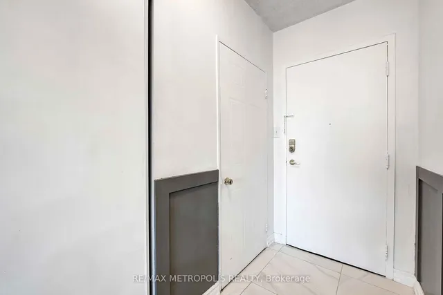 Additional image 15 of 410 Mclevin Ave Unit 1011