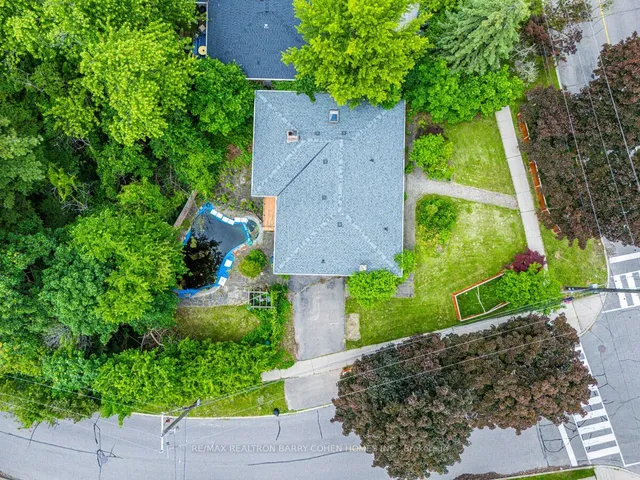 Additional image 32 of 48 Bannatyne Dr