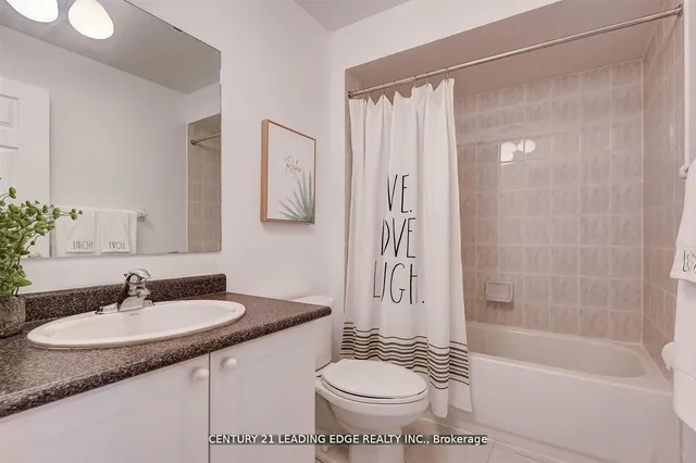 Additional image 4 of 215 Andona Cres