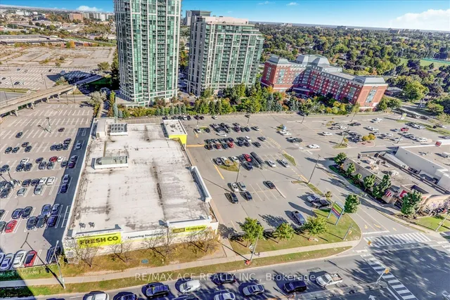 Additional image 28 of 61 Town Centre Crt Unit 2009