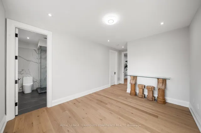 Additional image 28 of 422 Hounslow Ave