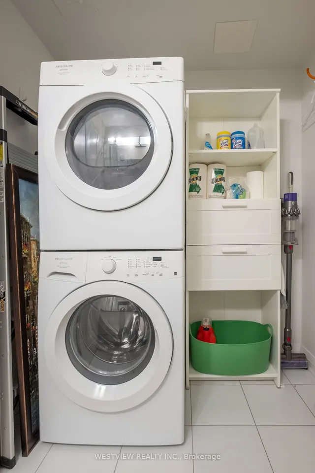 Additional image 26 of 59 Annie Craig Dr Unit PH3901