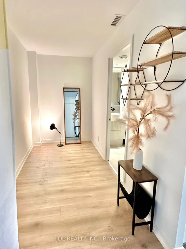 Additional image 2 of 161 Roehampton Ave Unit 203