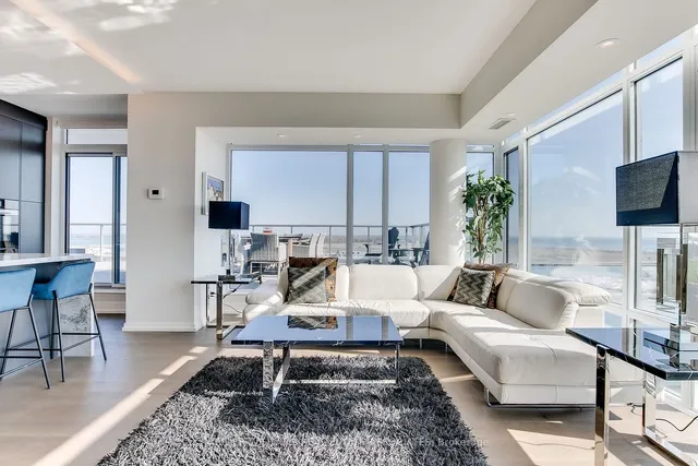 Additional image 14 of 90 Stadium Rd Unit 1002