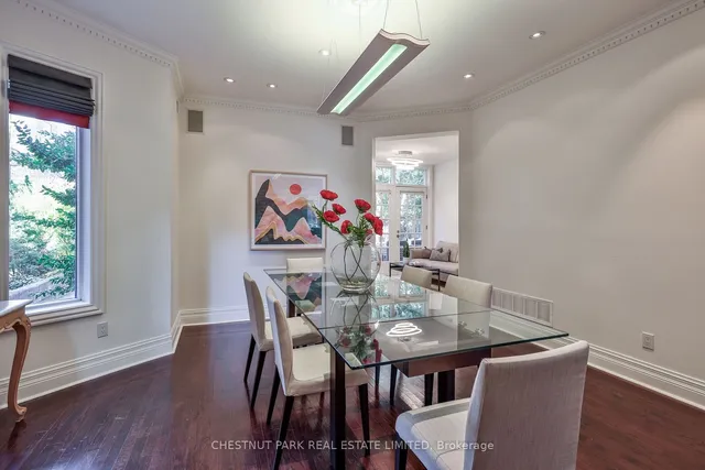 Additional image 10 of 136 Farnham Ave