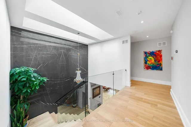 Additional image 16 of 28 Brian Cliff Dr