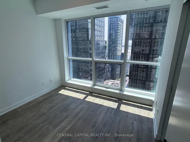 Additional image 7 of 327 King St Unit 3003