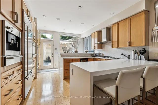 Additional image 11 of 218 River St