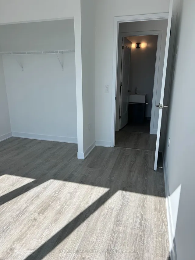 Additional image 3 of 25 Neighbourhood Lane Unit 1002