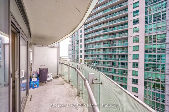Additional image 34 of 12 York St Unit 707