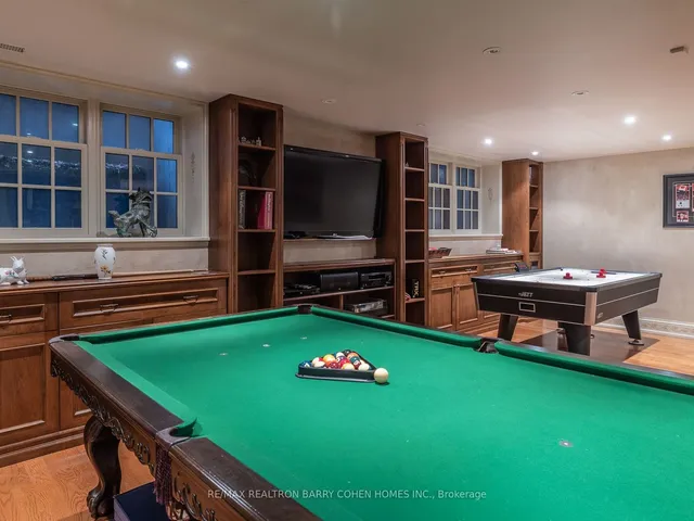 Additional image 28 of 253 Dunvegan Rd