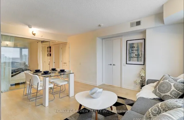 Additional image 3 of 155 Yorkville Ave Unit 1918