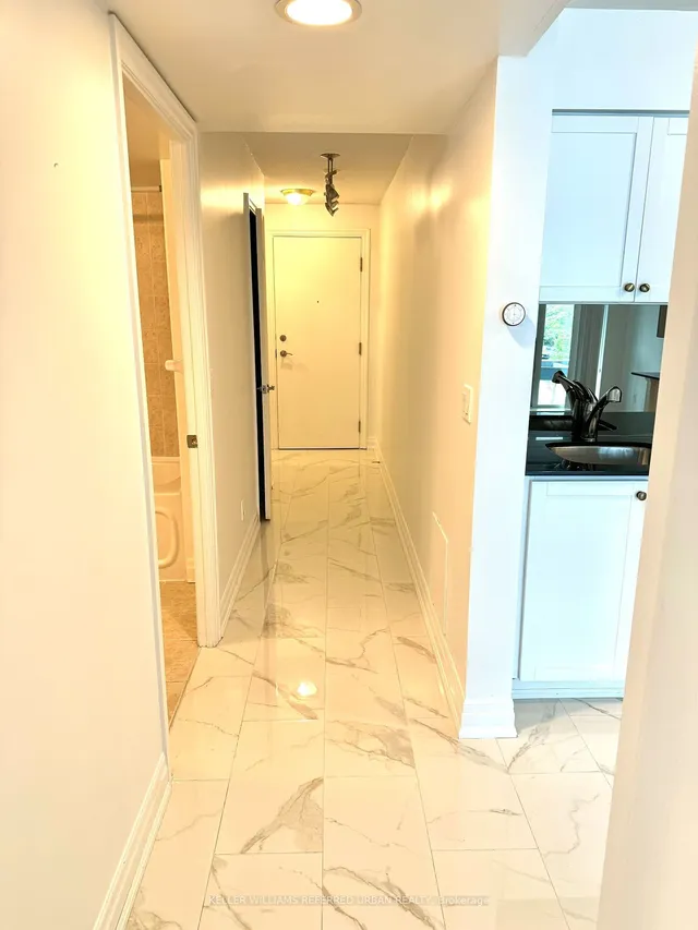 Additional image 6 of 2121 Lake Shore Blvd Unit 213