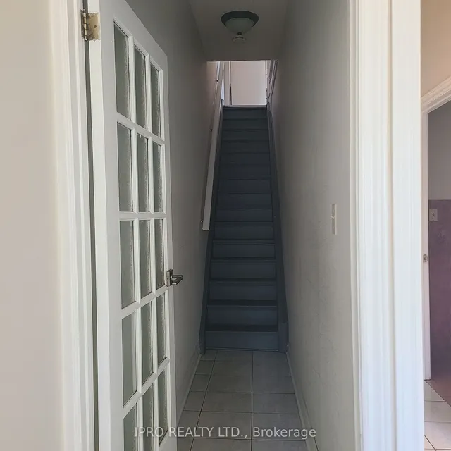 Additional image 13 of 64 Robinson St