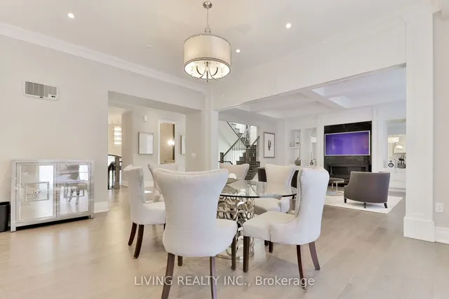 Additional image 11 of 162 Cummer Ave