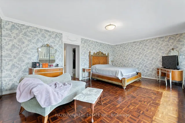 Additional image 25 of 18A Hazelton Ave Unit 402