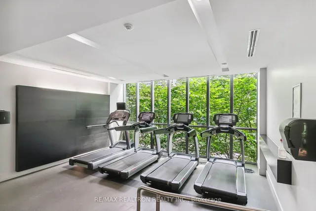 Additional image 16 of 110 Charles St Unit 2604