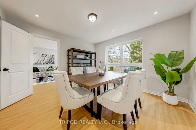 Additional image 8 of 10 Scenic Millway