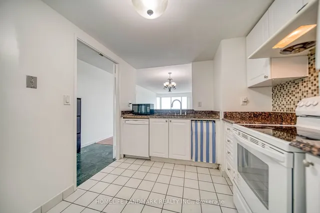 Additional image 8 of 18 Lee Centre Dr Unit 1009