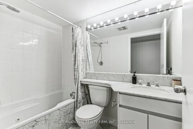 Additional image 11 of 50 Lombard St Unit 1404