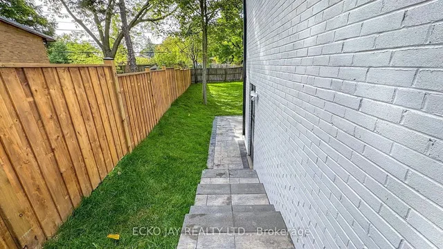 Additional image 40 of 12 Chatfield Dr