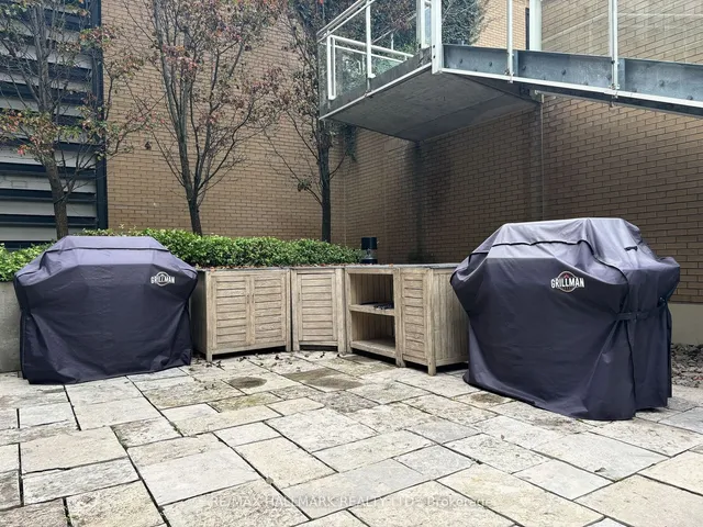 Additional image 27 of 43 Hanna Ave Unit 409