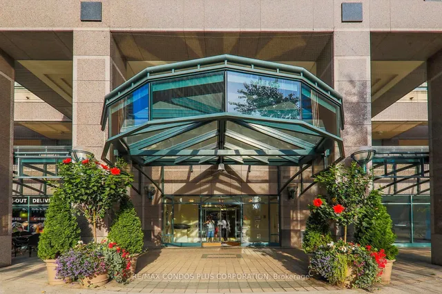 Additional image 3 of 889 Bay St Unit 1610