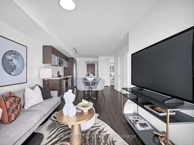 Additional image 5 of 386 Yonge St Unit 2105
