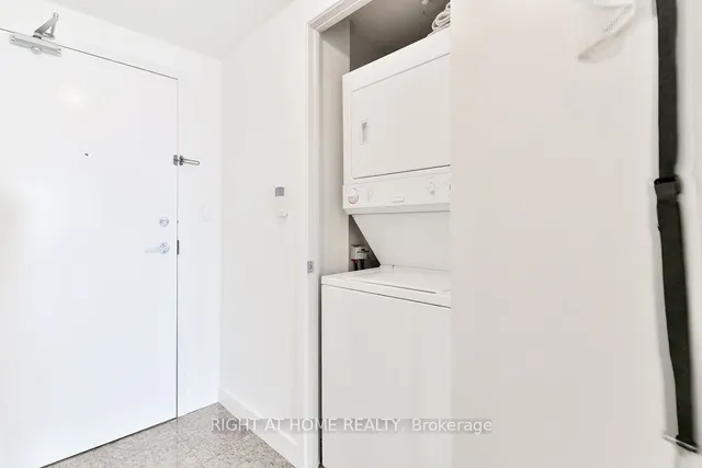 Additional image 3 of 3 Navy Wharf Crt Unit 1211