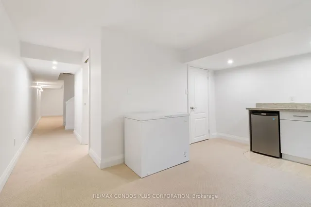 Additional image 33 of 127 Boardwalk Dr