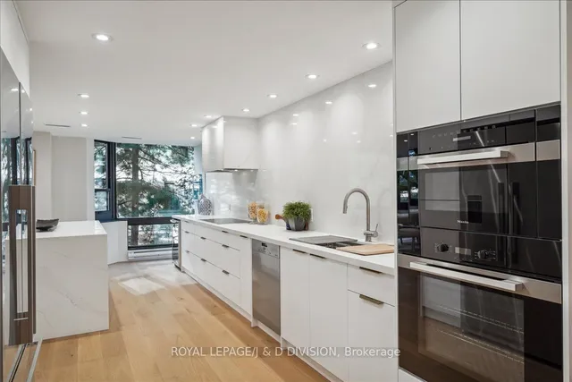 Additional image 14 of 1166 Bay St Unit 404