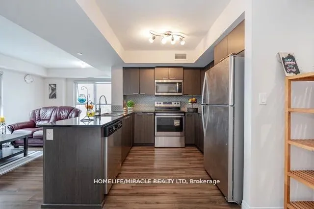 Additional image 6 of 2152 Lawrence Ave Unit 1002