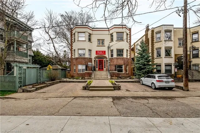 Additional image 35 of 9 Humewood Dr Unit Bldg 1