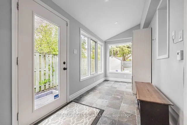 Additional image 12 of 54 Robin Hood Rd