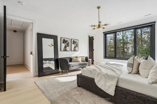 Additional image 15 of 159 Cortleigh Blvd