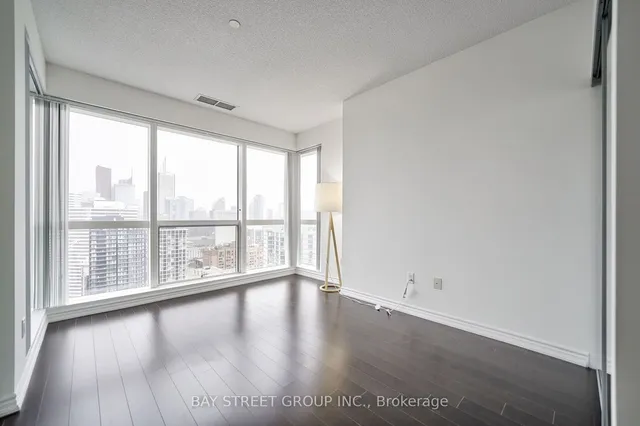 Additional image 11 of 386 Yonge St Unit 3209