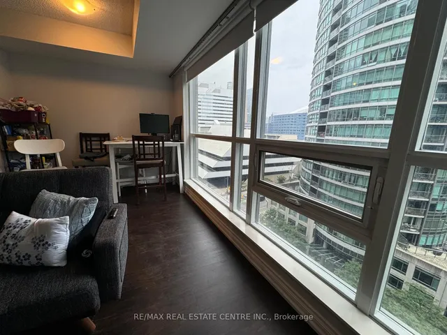 Additional image 33 of 20 Blue Jays Way Unit 1019